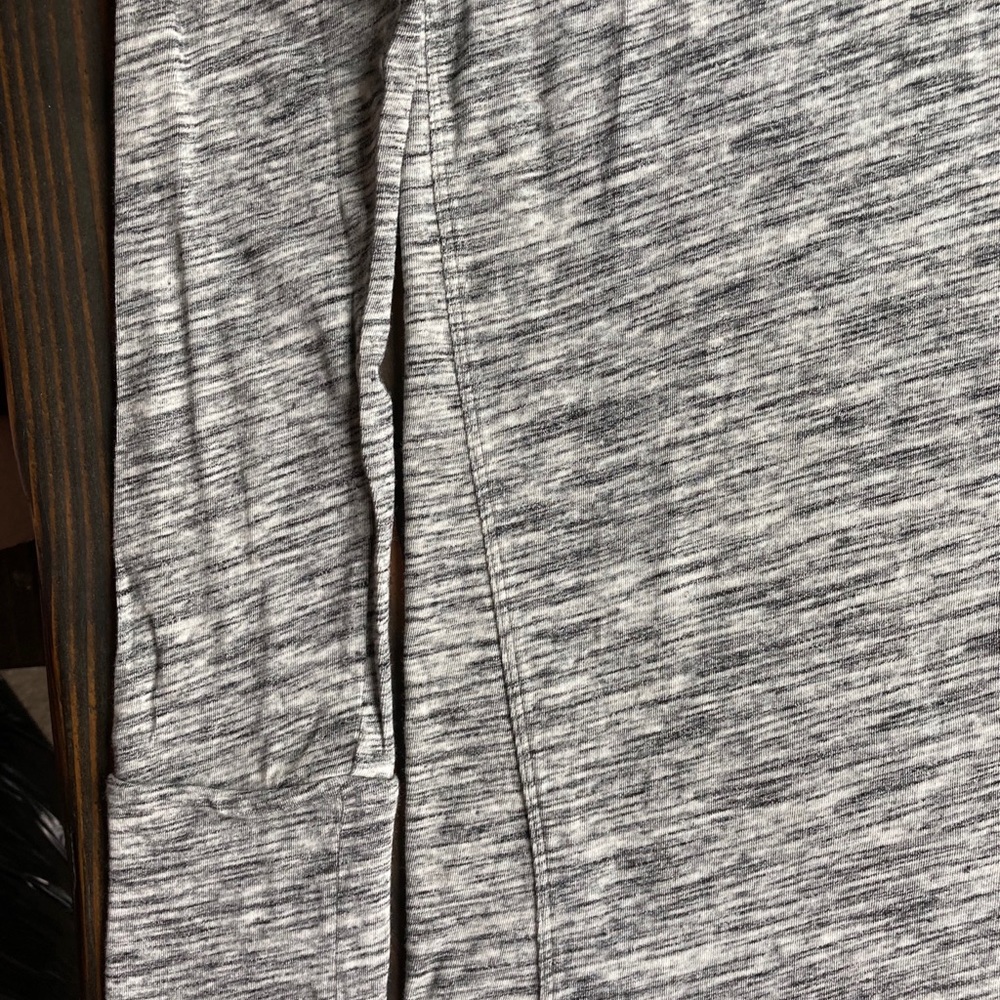 Women’s Gap Long Sleeve Shirt - Picture 2 of 5